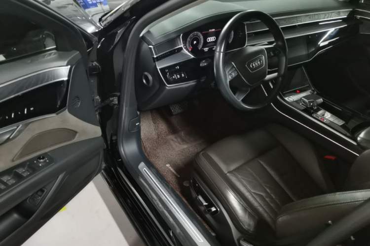 Used Audi A8 2019 Facelifted Plus A8L 50 TFSI quattro Comfort Version
