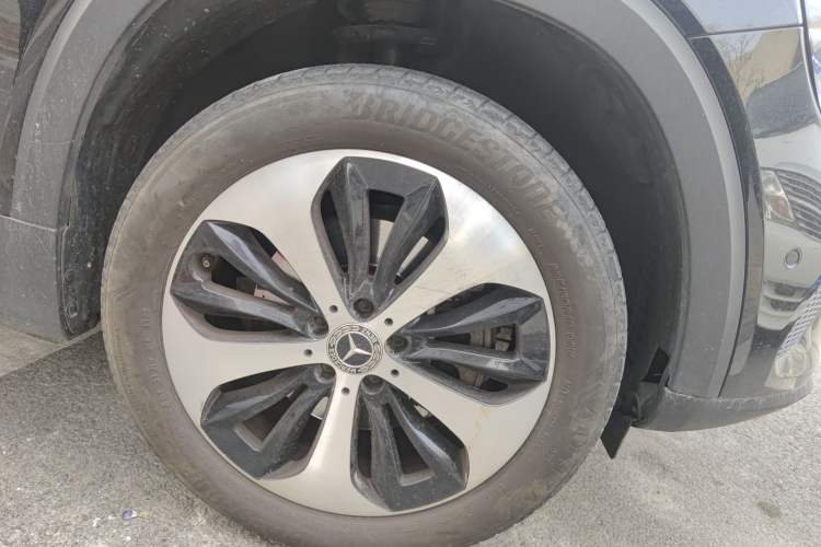 Used Mercedes-Benz GLB 2023 GLB 220 Fashion Model Right Front Wheel Hub