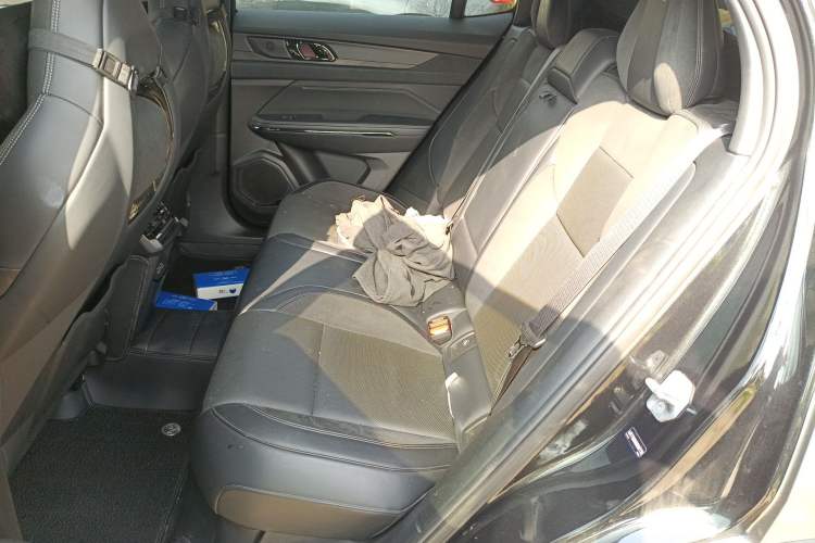 Used Lynk & Co 01 2021 2.0TD Four-Wheel Drive Dark Night Edition