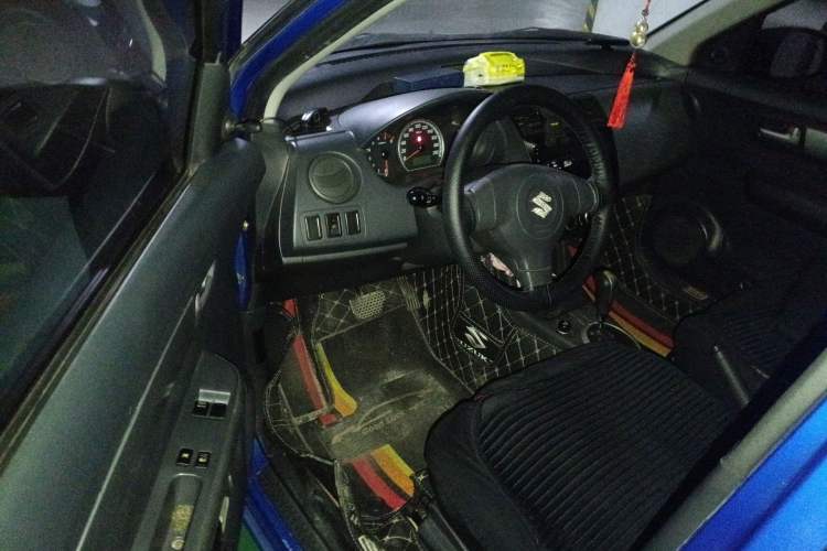 Used Suzuki Swift 2009 1.3L Automatic Value Edition