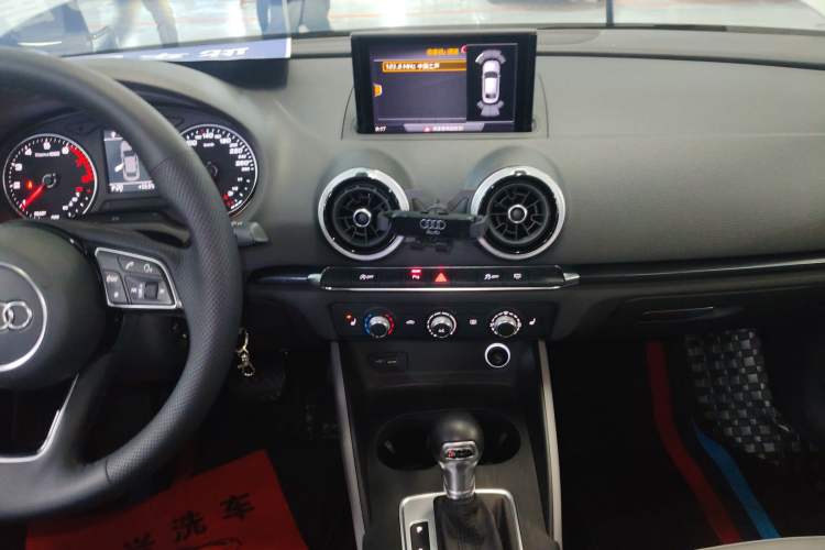 Used Audi A3 2020 Limousine 35 TFSI Fashion Edition China VI Emission Standard