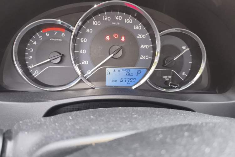 Used Toyota Corolla 2018 1.2T S-CVT GL Smart Enjoyment Version Odometer Close Up