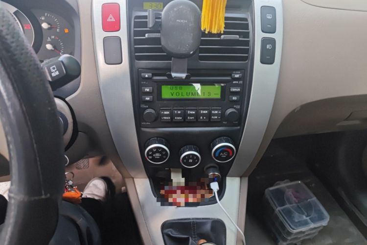 Used Hyundai Tucson 2013 2.0L Manual Two-Wheel Drive Fashion Edition Audio And AC Panel