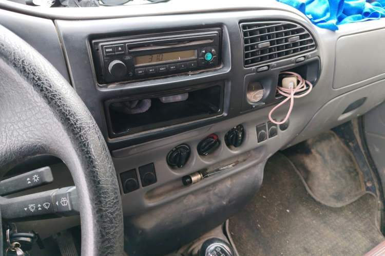 Used Ford Classic Transit 2013 2.8T Diesel Van Short Wheelbase Mid-Roof Model JX493ZLQ3A