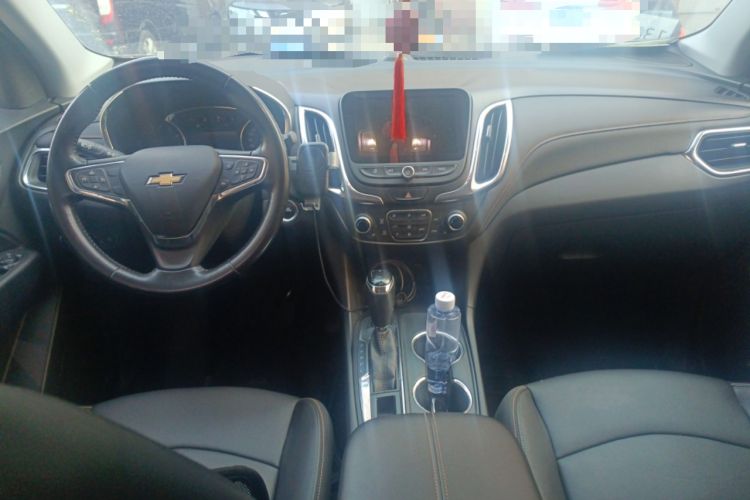 Used Chevrolet Equinox 2018 550T Automatic All-Wheel-Drive Explorer Edition Center Console