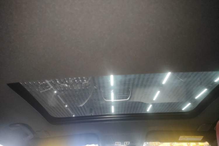 Used Jaguar XEL 2022 2.0T 250 PS R-DYNAMIC S Advanced Sport Edition Headliner