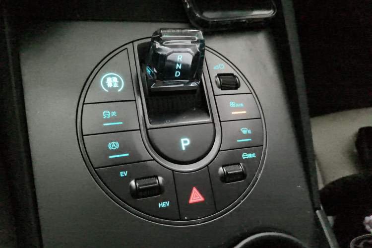 Used BYD Seal 06 New Energy 2024 DM-i 80KM Luxury Model
