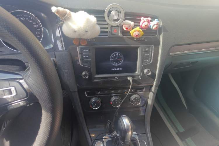 Used Volkswagen Golf 2017 230TSI Automatic Luxury Million-Vehicle Commemorative Edition