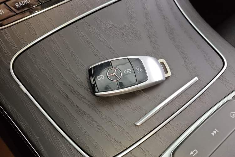 Used Mercedes-Benz E-Class 2019 Restyled E 300 L Sporty and Stylish Edition