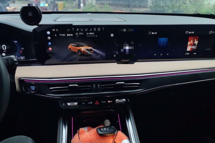 Used Ford Explorer 2024 2.3T EcoBoost Kunlun Peak Edition 7-Seater
