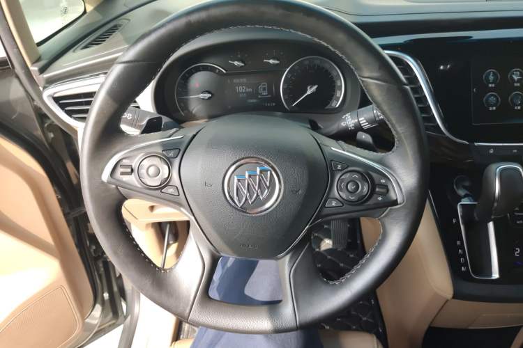 Used Buick GL8 2017 ES 28T Luxury Model China V Standard
