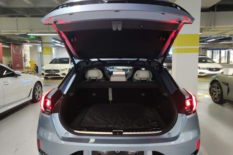 Used Zeekr 001 2021 Ultra-Long Range Dual-Motor YOU Version Trunk