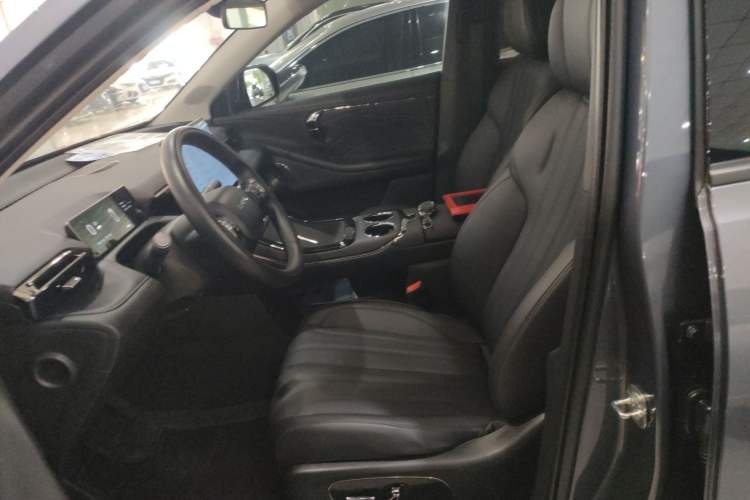 Used AION V 2024 Aion Tyrannosaurus 520 Smart Enjoy Edition