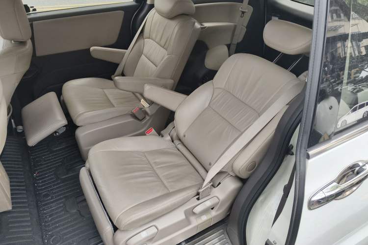 Used Honda Odyssey 2015 2.4L Luxury Edition