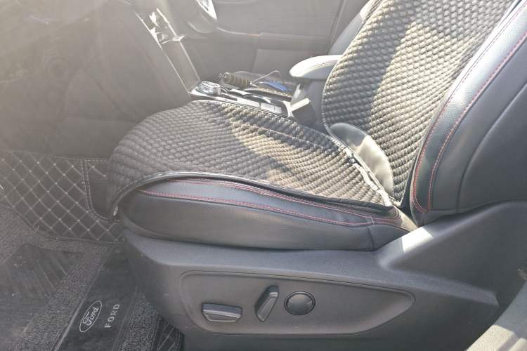 Used Ford Escape 2020 EcoBoost 245 Four-Wheel Drive ST-LINE Deluxe Edition