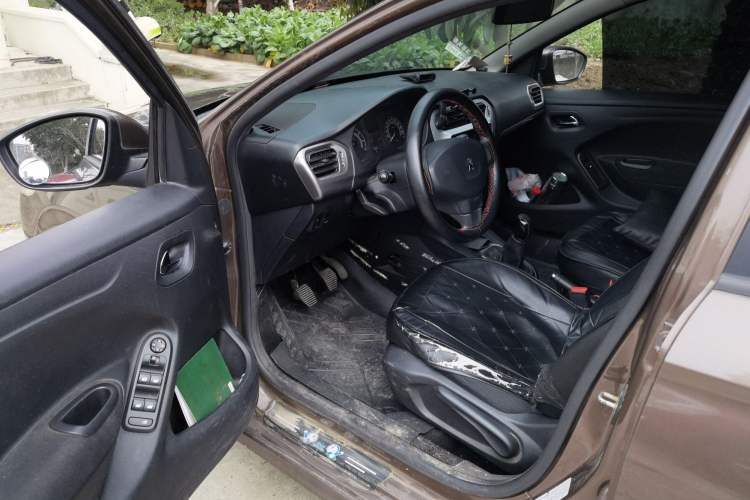 Used Peugeot 301 2014 1.6L Manual Comfort Edition
