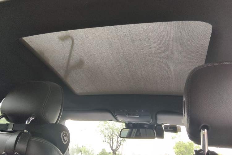 Used Mercedes-Benz GLC 2017 GLC 260 4MATIC Luxury Model Headliner