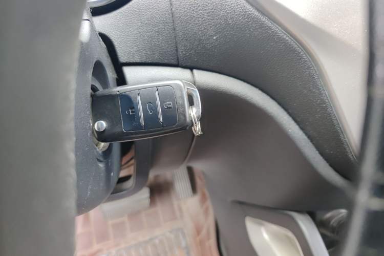 Used Changan CS35 2014 1.6L Automatic Luxury Model China IV Standard