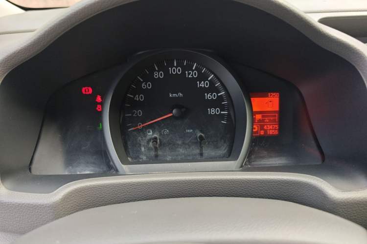 Used Nissan NV200 2016 Revised Version 1.6L CVT Deluxe Edition
