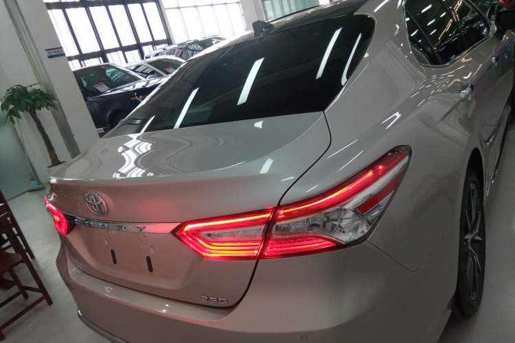 Used Toyota Camry 2023 2.5G Luxury Edition