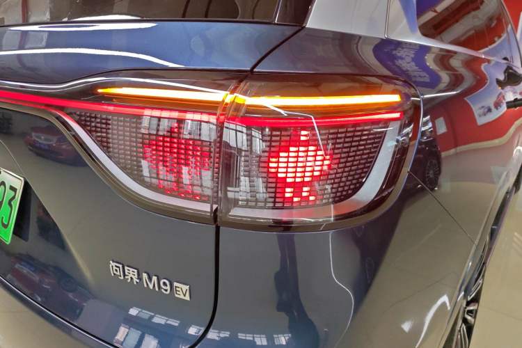 Used Hima AITO M9 2024 All-Electric Ultra Version 100 kWh 5-Seater Model