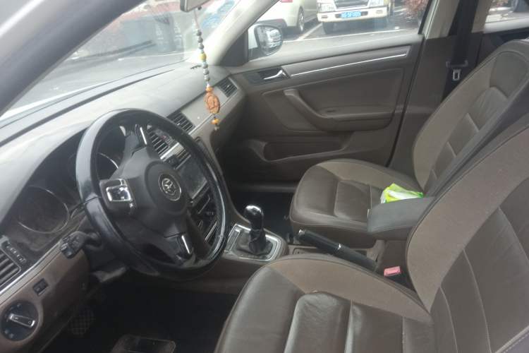 Used Volkswagen Bora 2015 Value Edition 1.6L Automatic Comfort Version