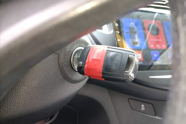 Used Chevrolet Trax 2016 1.4T Automatic Two-Wheel Drive Comfort Version with Sunroof
