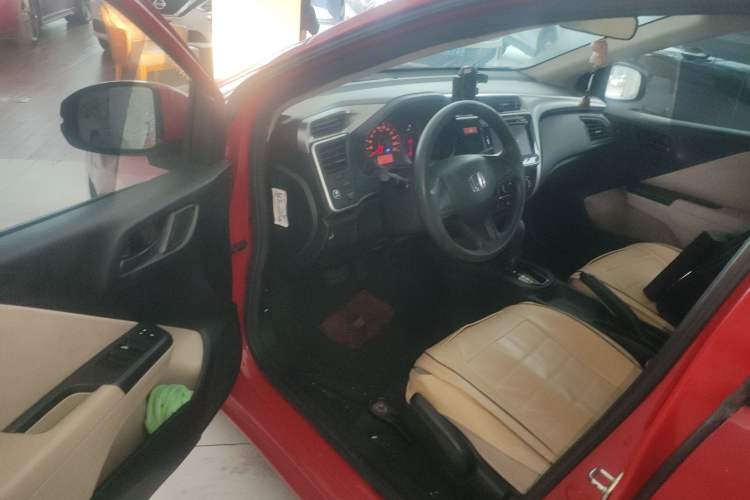 Used Honda City 2015 1.5L CVT Comfort Version