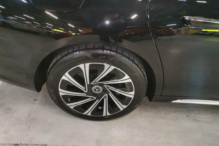 Used Mercedes-Benz E-Class 2025 E 300 L Luxury Model