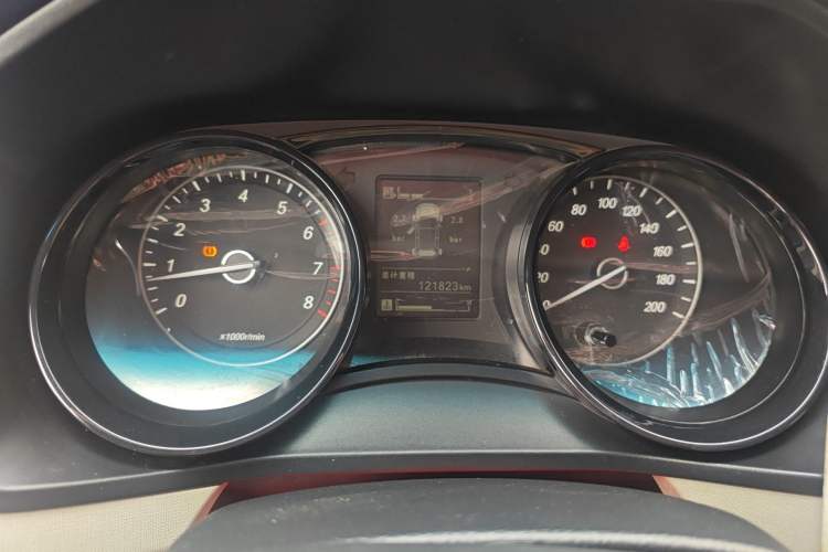 Used Wuling Zhengcheng  Odometer Close Up
