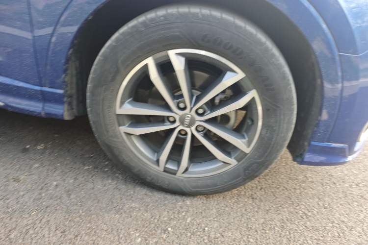 Used Audi Q3 2021 35 TFSI Progressive Dynamic Edition Exterior 7