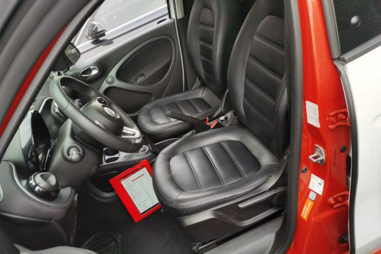 Used smart forfour 2016 1.0L 52 kW Passion Edition