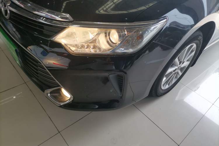 Used Toyota Camry 2016 2.0G 10th Anniversary Leading Edition
