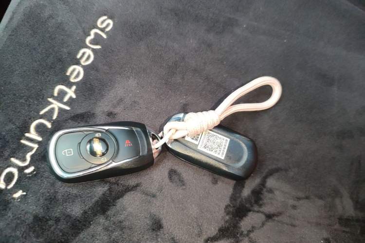 Used Chevrolet Monza 2021 320 Automatic Enjoyment Sunroof Edition