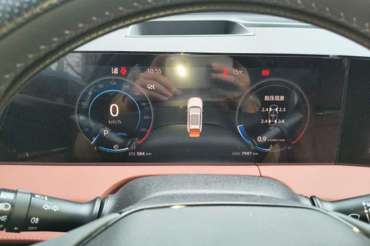 Used Changan CS75 PLUS 2024 3rd Generation Champion Edition 2.0T Intelligent Drive Performance Model
