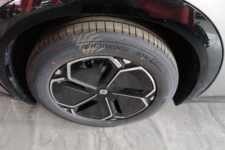 Used Xiaomi Auto YU7 2025 Ultra-Long Range Rear-Wheel Drive Version
