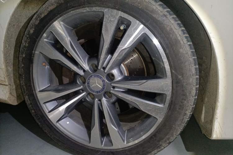 Used Mercedes-Benz E-Class 2015 Revised E 260 L Sporty and Stylish Edition
