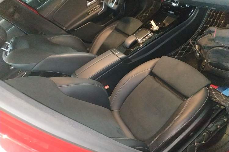 Used Mercedes-Benz A-Class 2021 A 200 L Sport Sedan Fashion Model
