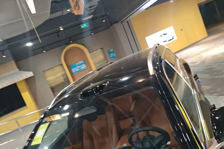 Used Hima AITO M9 2025 Extended-Range Ultra Version 52 kWh 6-Seater Roof