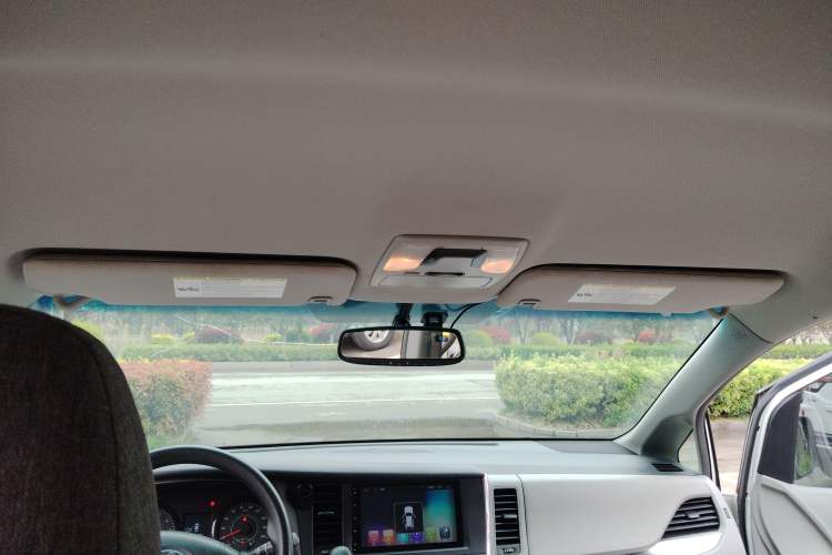 Used Toyota SIENNA  Headliner