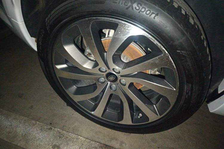 Used Land Rover Discovery Sport 2020 249 PS R-Dynamic Performance Edition