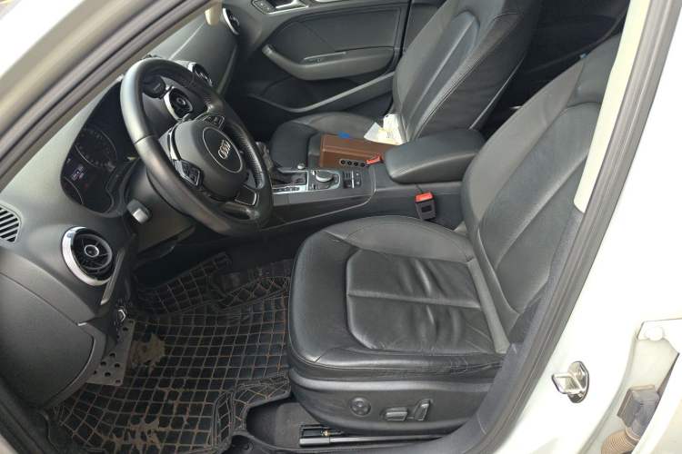 Used Audi A3 2015 Limousine 35 TFSI Millionth Anniversary Comfort Model
