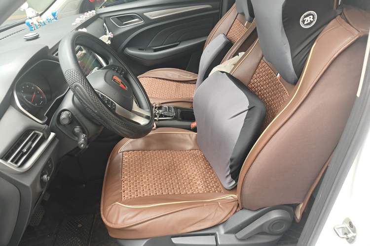 Used Roewe RX3 2020 1.6L CVT 4G Connected Ultra-Fun Elite Edition Left Front Seat