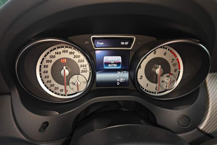 Used Mercedes-Benz GLA 2016 GLA 200 Fashion Model
