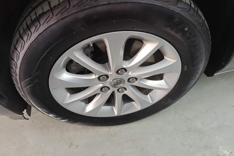 Used Buick GL8 2017 ES 28T Premium Version China V Standard