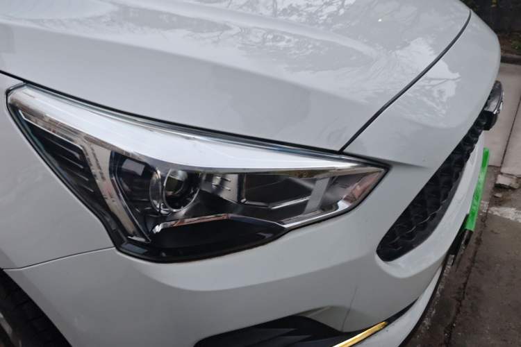 Used Haval M6 2019 1.5T Manual Two-Wheel Drive Urban Version China VI Standard