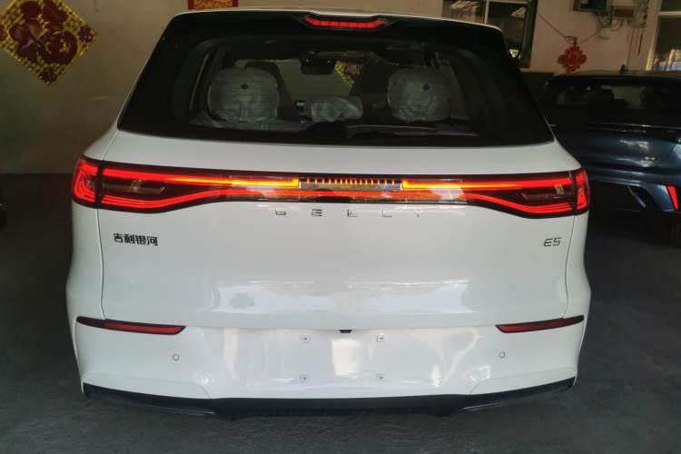 Used Geely Galaxy E5 2026 Model 530km Launch Edition
