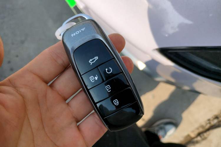 Used AION Y 2023 Younger
