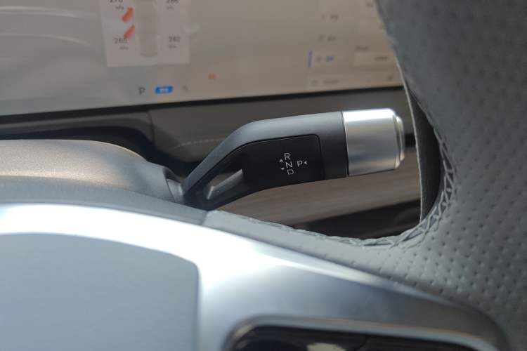 Used Geely Galaxy E8 2024 550 km Range Rear-Wheel-Drive PRO