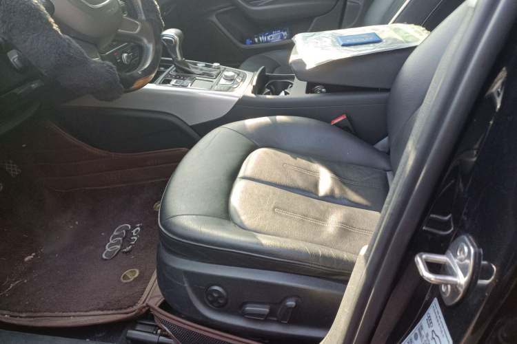 Used Audi A6L 2012 TFSI Comfort Model
